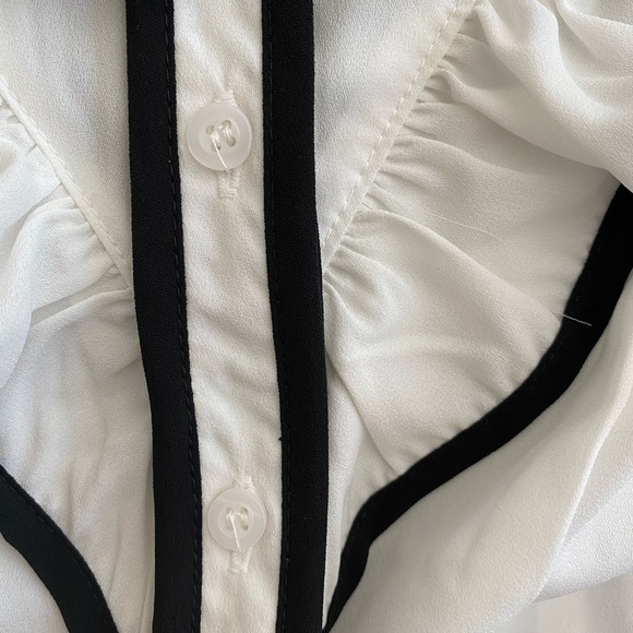 Fashion Nova - White & Black Ruffle Top - Picture 6 of 8